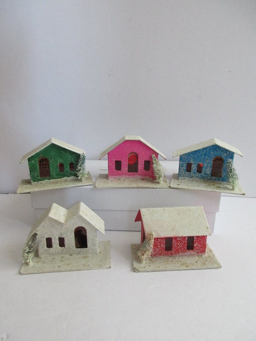 Putz Christmas Village Houses Lot 5 Mica Glitter Cardboard 1950s Vintage Japan
